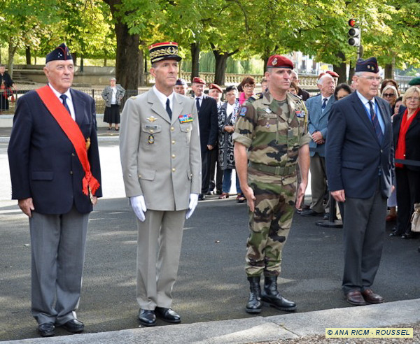 de G à D : le général Cann, le général Georges, le colonel Chasboeuf et le général Collignon