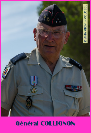 Le général Collignon avec la Médaille du Mérite Colonial