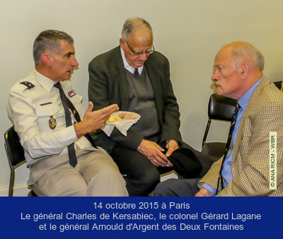 Le général Charles de Kersabiec, le colonel (er) Gérard Lagane et le général Arnould d'Argent des Deux Fontaines