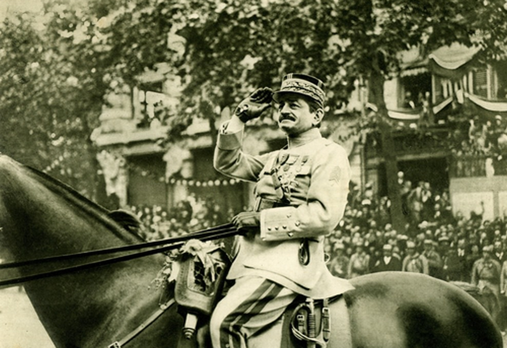 Le général Charles Mangin à cheval